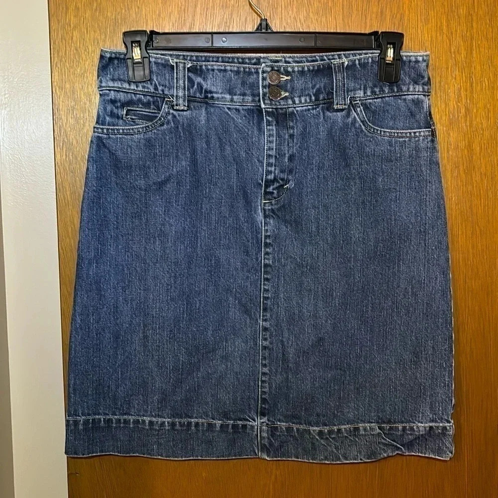 Eddie Bauer Denim Skirt Back Slit Size 8